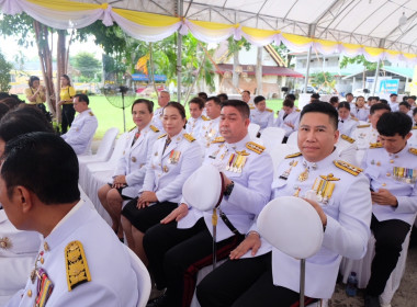 เข้าร่วมพิธีเสกนำพระพุทธมนต์ศักดิ์สิทธิ์และพิธีเวียนเทียนสมโภชน้ำพระพุทธมนต์ศักดิ์สิทธิ์ เพื่อใช้ในงานเฉลิมพระเกียรติพระบาทสมเด็จพระเจ้าอยู่หัว ... พารามิเตอร์รูปภาพ 2